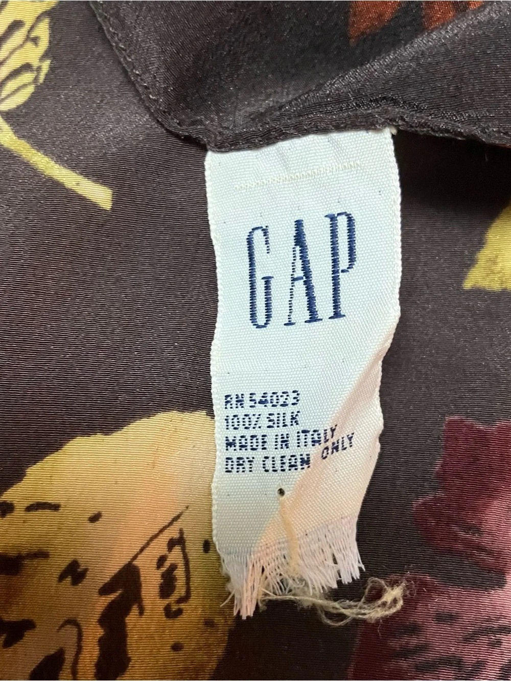 VTG Gap 100% Silk Chiffon 19” Square Scarf Brown Autumn Leaves Old Money Preppy